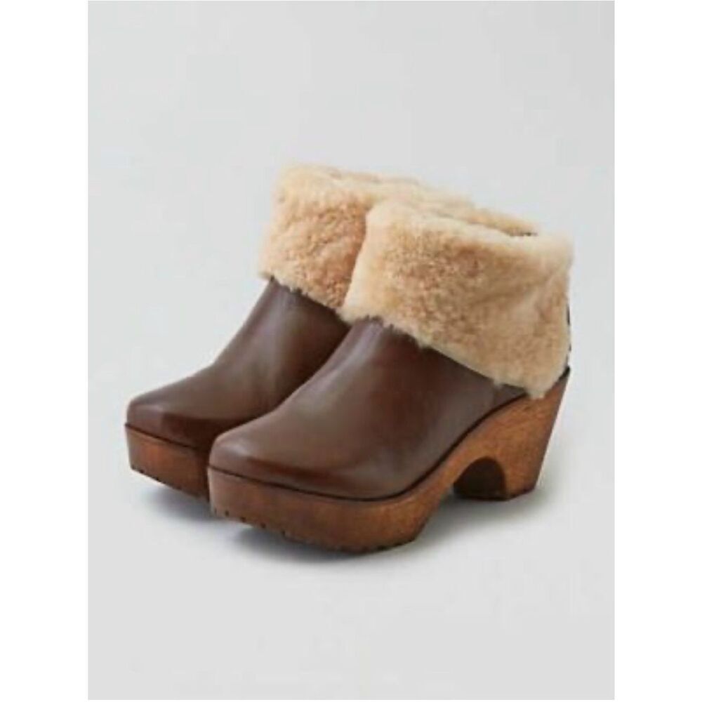Matisse Tahoe Brown Ankle Boot faux fur cuff, and a wooden platform heel. New